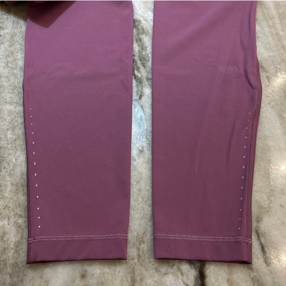 Lululemon Fast and Free Tight 28” Nulux, Cassis Purple, Women’s Size 8 - Picture 4 of 8